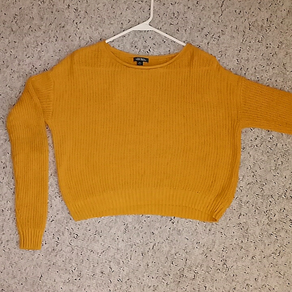 XS mustard yellow knitted sweater